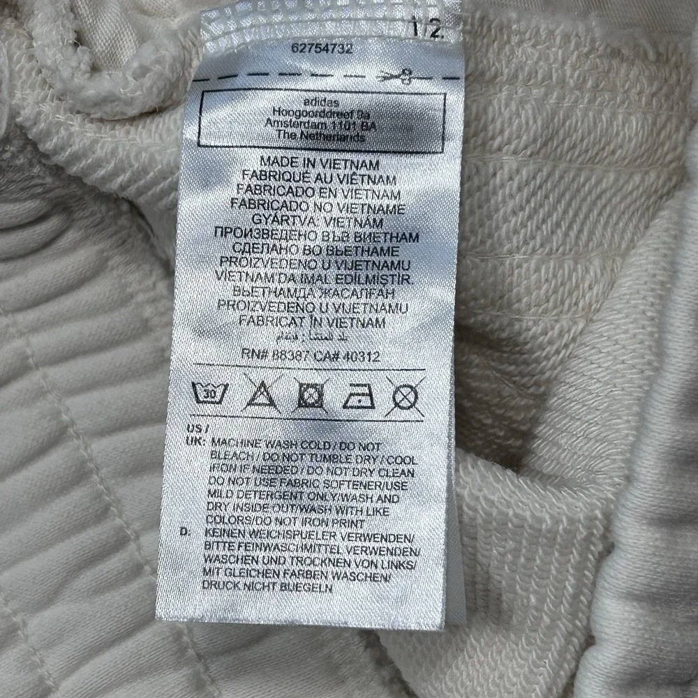 Adidas Andre Saraiva Embroidered Logo Sweat Shorts‎ Size Small
